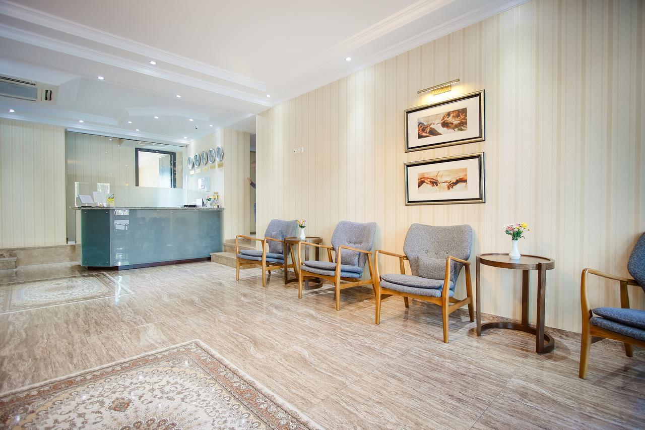 Gtm Plaza Hotel Tbilisi Bagian luar foto
