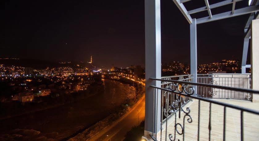 Gtm Plaza Hotel Tbilisi Bagian luar foto