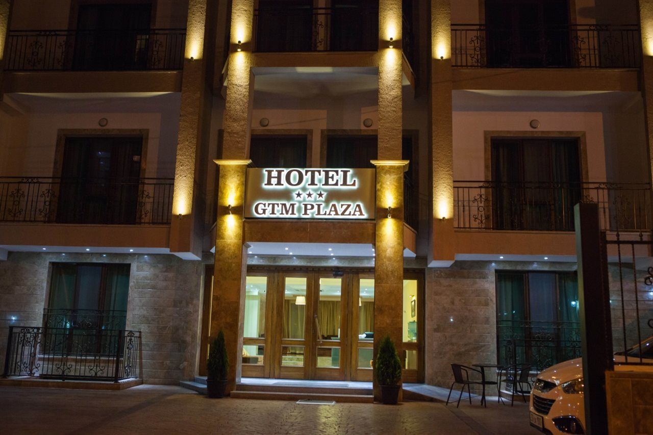 Gtm Plaza Hotel Tbilisi Bagian luar foto